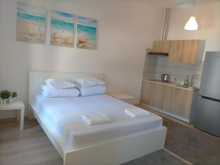 Bright Josefa Apartments For Two Краків Екстер'єр фото